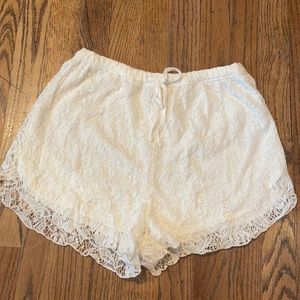 Abercrombie White lace shorts
